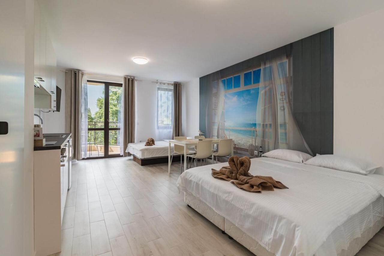 Sea Star Kabakum Apartments Golden Sands Eksteriør billede